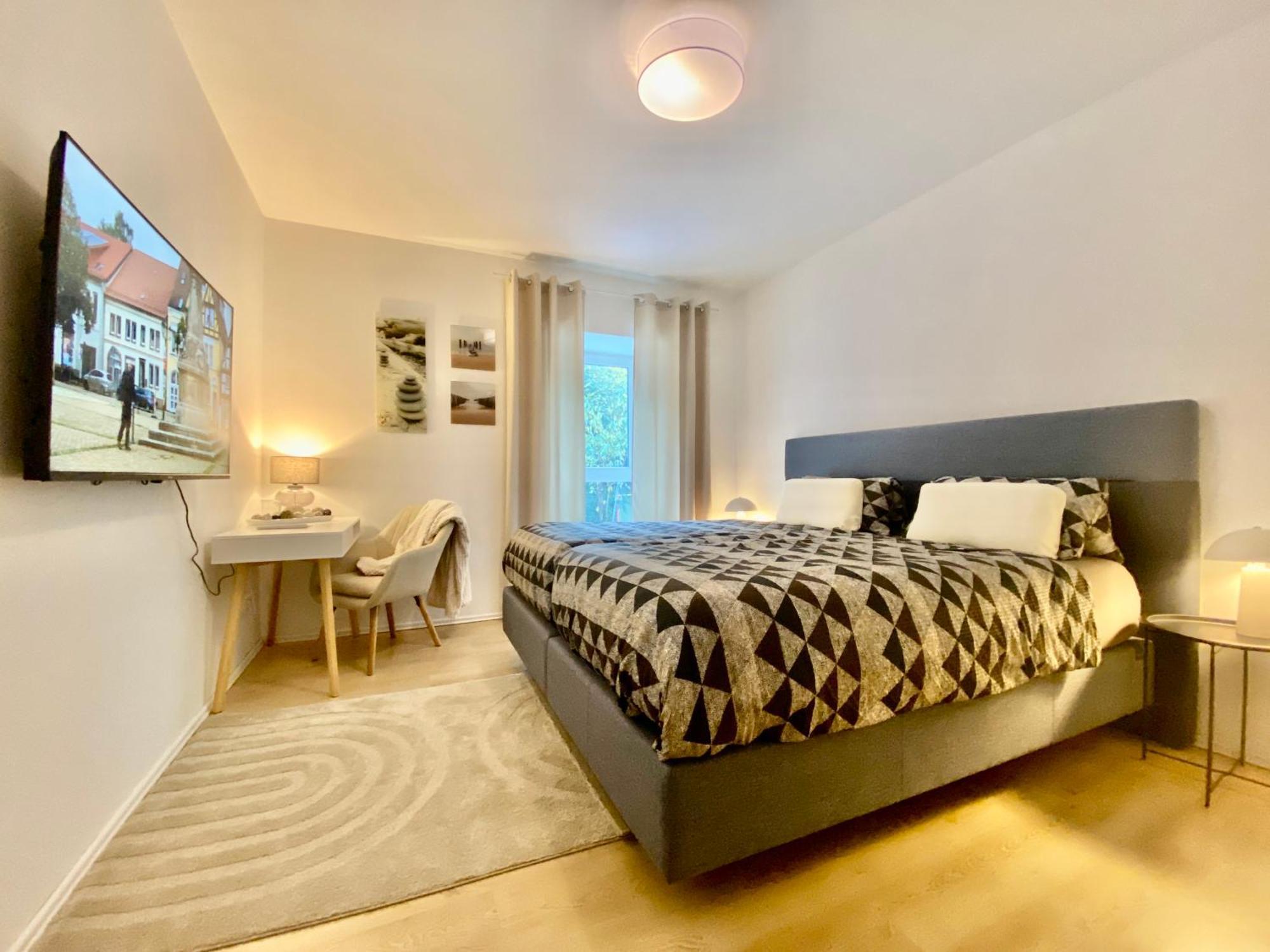 Sleep Well Apartments Detmold - Tempur Beds- Neu - Top Lage - Free Parking - Wifi Exterior foto